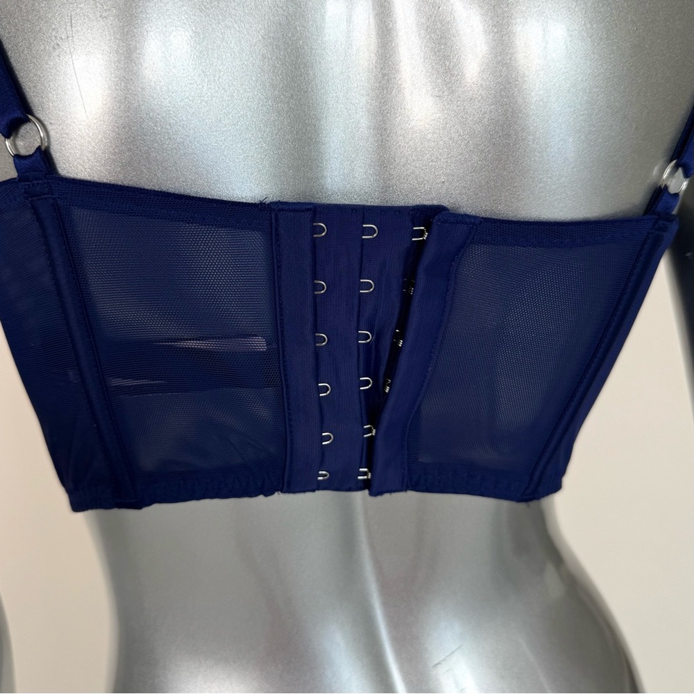 NWT!!! Victoria’s Secret corset top size 34D Retail 89.95$ - Picture 4 of 8
